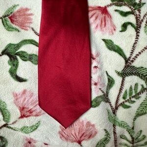 Elegant Crimson Silk Tie for Men